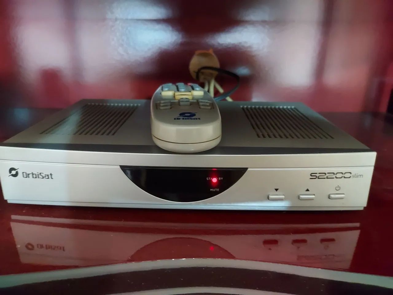 Receptor de Satélite OrbiSat S2200 Slim