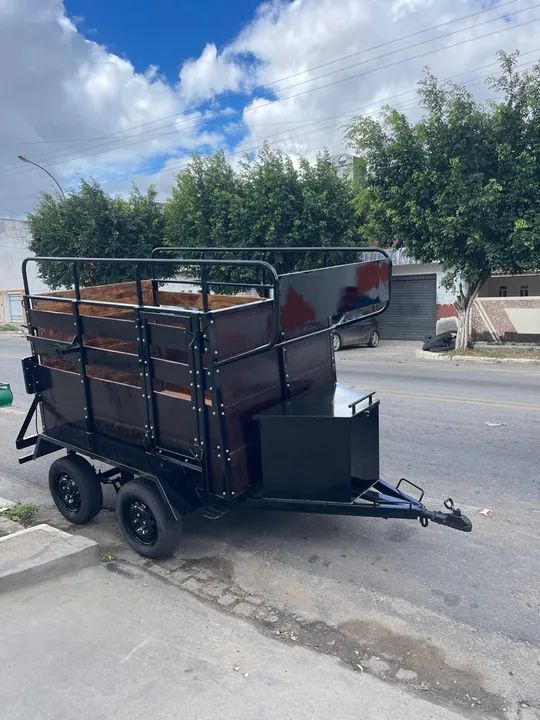 REBOQUE PARA DOIS CAVALOS 