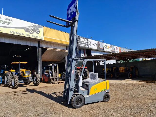 Empilhadeira Eletrica XILIN FB30R ano 2025 nova torre triplex