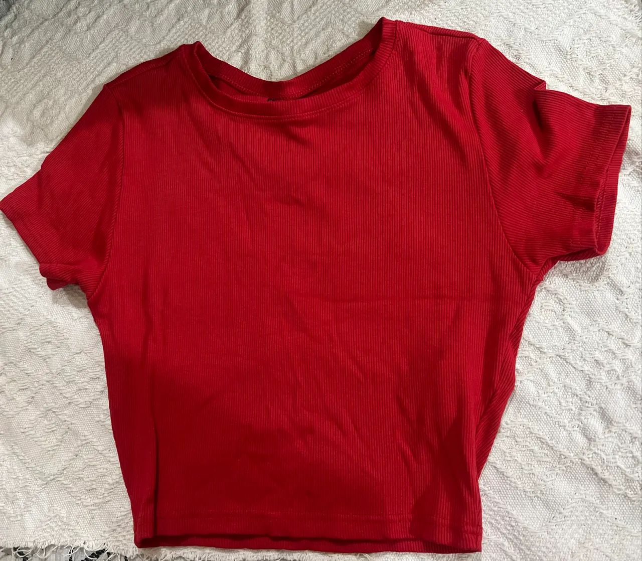 blusa cropped vermelha M malha canelada