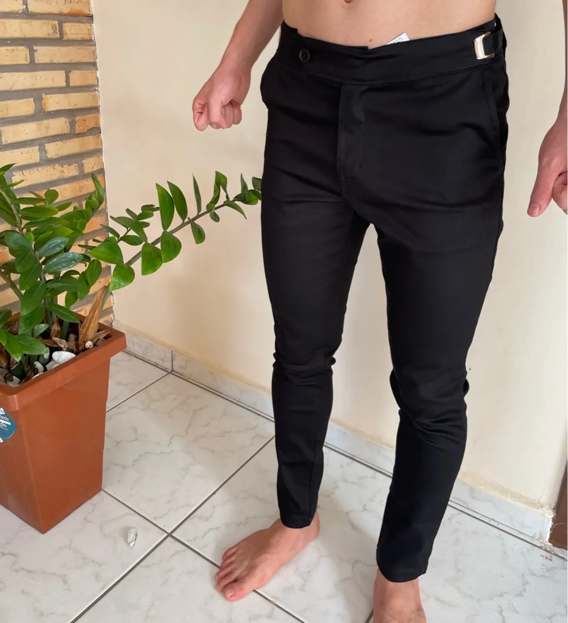 Calça ajuste lateral TAM 38