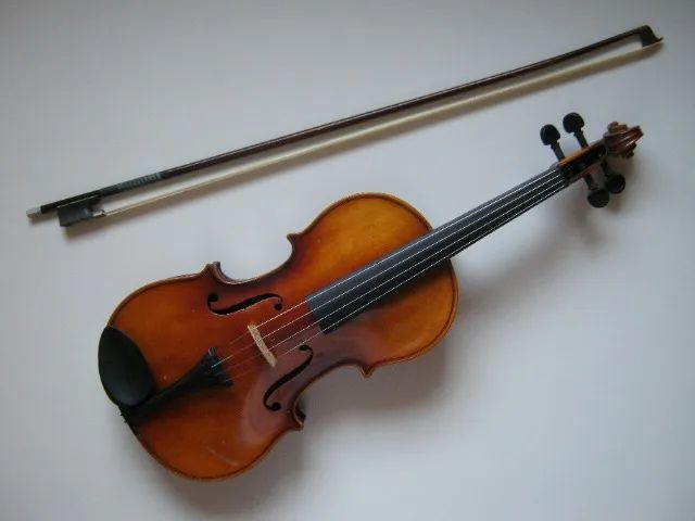 Violino Antonius Stradivarius Faciebat Cremona 1713 - Instrumentos