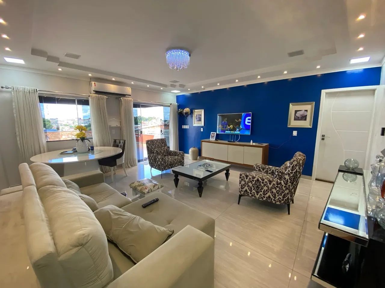 Casa ampla com 2 Suites 100% mobiliada no Bairro Santo Agostinho em Manaus-Am