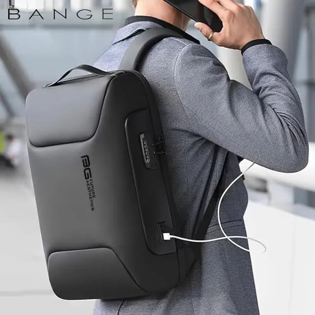 Mochila Bange Future Aesthetics Impermeável, Porta USB e Trava TSA