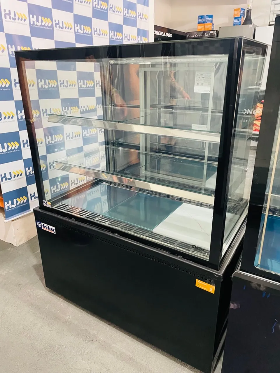 MB Vitrine Refrigerada Frilux 1M