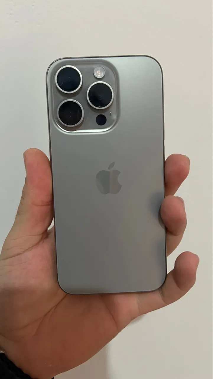 iPhone 15 pro 128