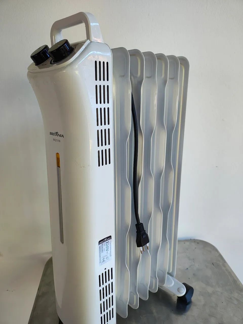 Aquecedor elétrico a óleo Britânia. - Foto 5