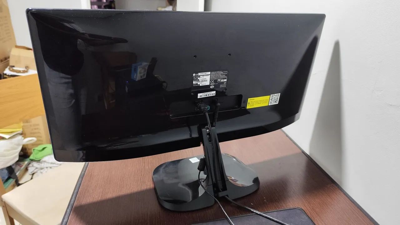Monitor LG - Perfeito para uso diário! - Foto 4