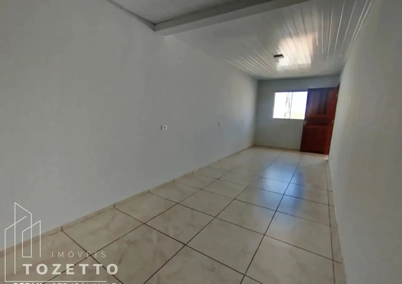 Casa com ampla sobra de terreno ! Castanheira - Foto 5