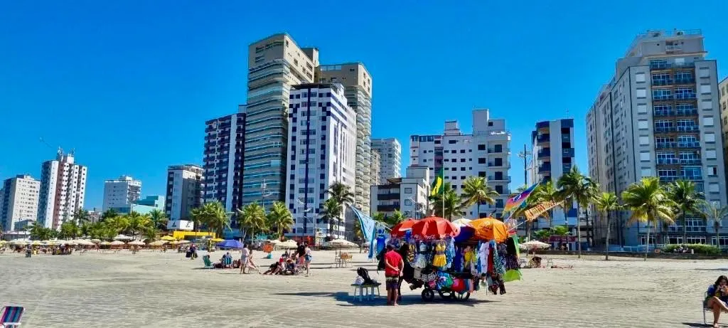 APARTAMENTO FRENTE AO MAR PRAIA GRANDE OCIAN COM ELEVADOR