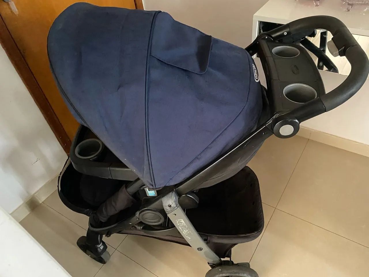 Carrinho de bebê usado em ótimo estado - Foto 3