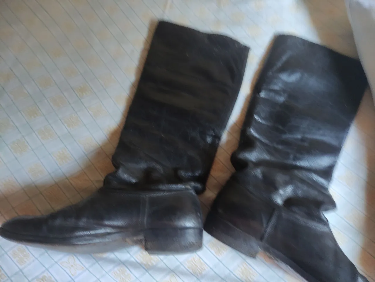Botas de couro pretas