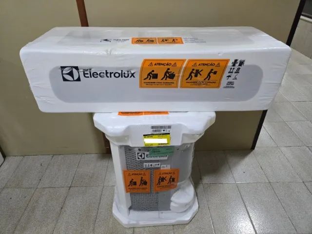 Ar Condicionado Split Inverter Wi-Fi Electrolux Color Adapt 12.000 Btus Frio 220v - Novo