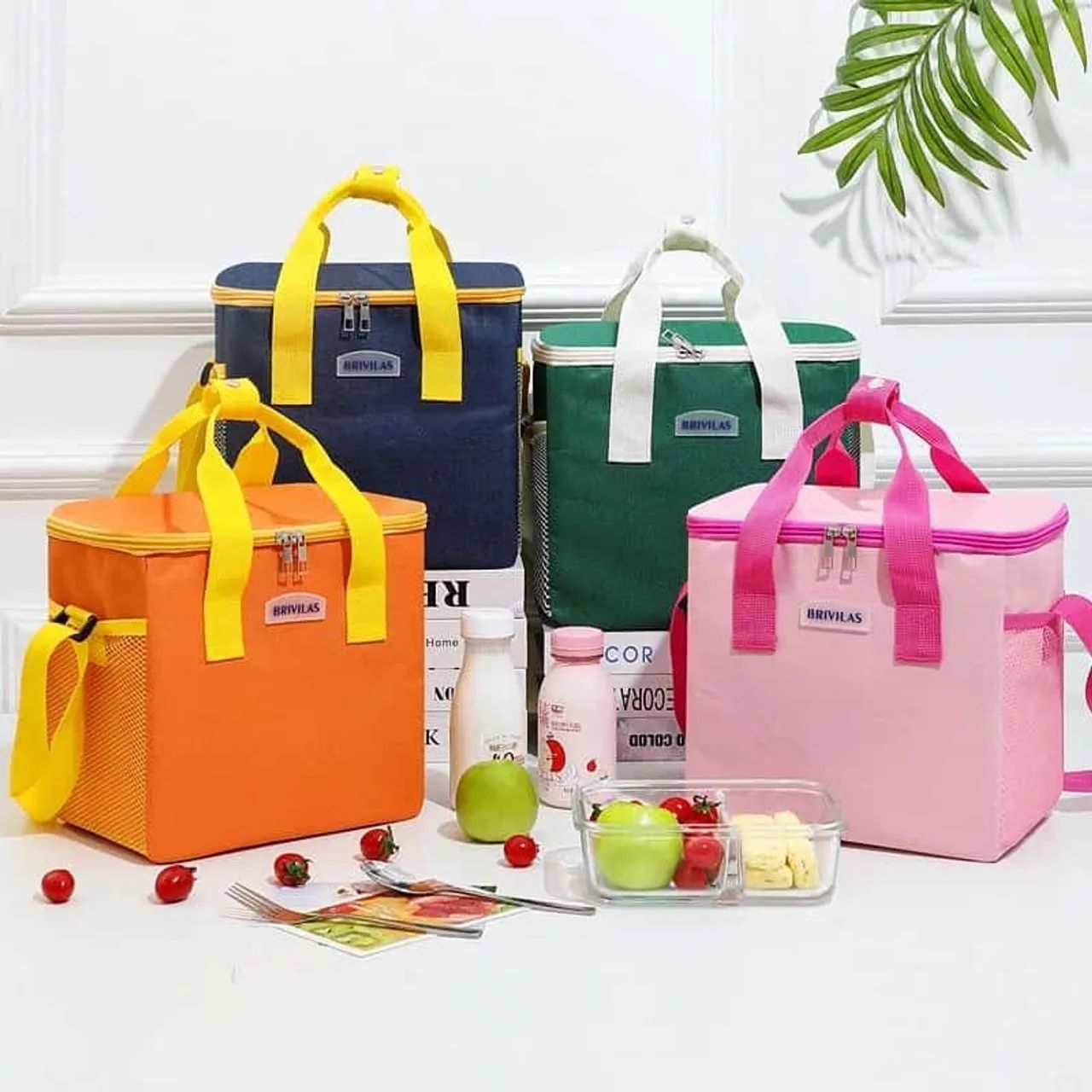 Bolsa térmica azul e amarela para lanches - Foto 4