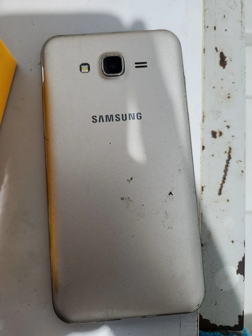Samsung j7