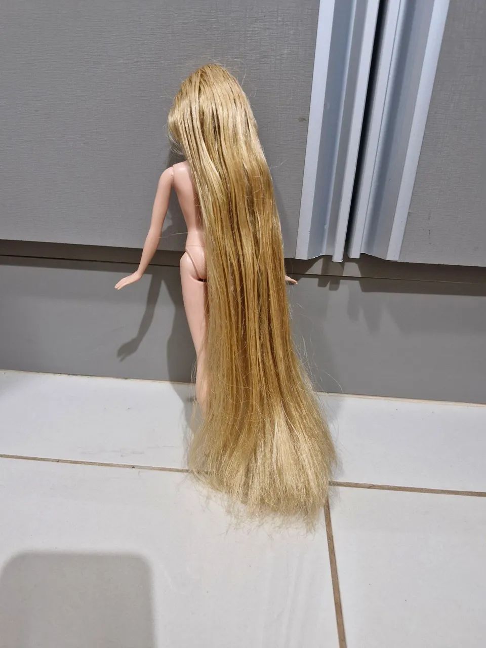 Boneca Rapunzel com Cabelos Longos original Mattel 2006 - Foto 2