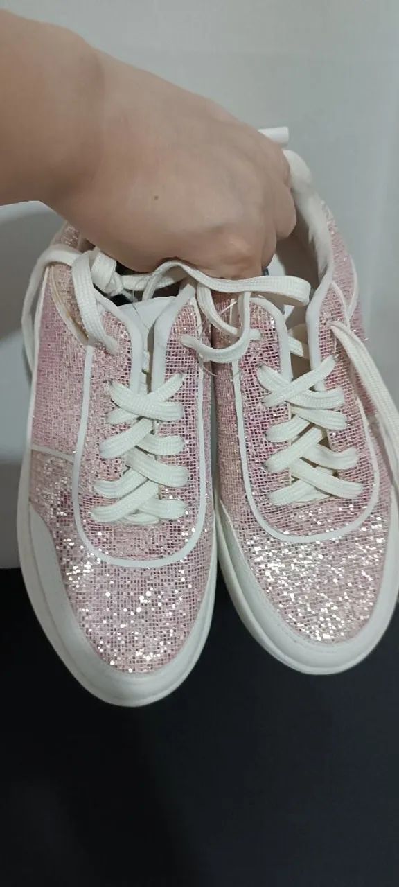 Tenis casual infantil com recortes e glitter TAM 34 novo - Foto 3