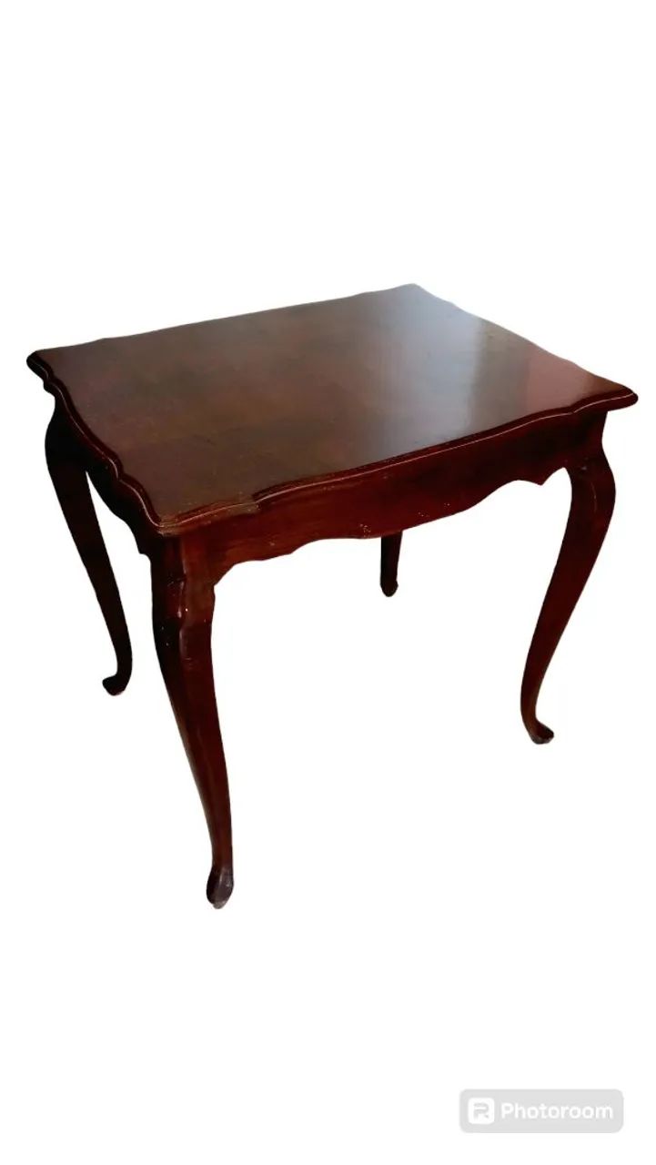 Mesa de centro provençal em madeira maciça