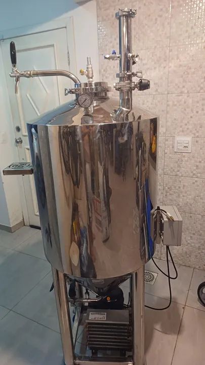Fermentador autorefrigerado para cerveja 150L - Foto 4