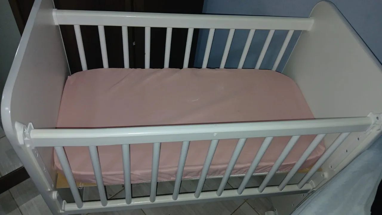 Mini berço com colchão 
