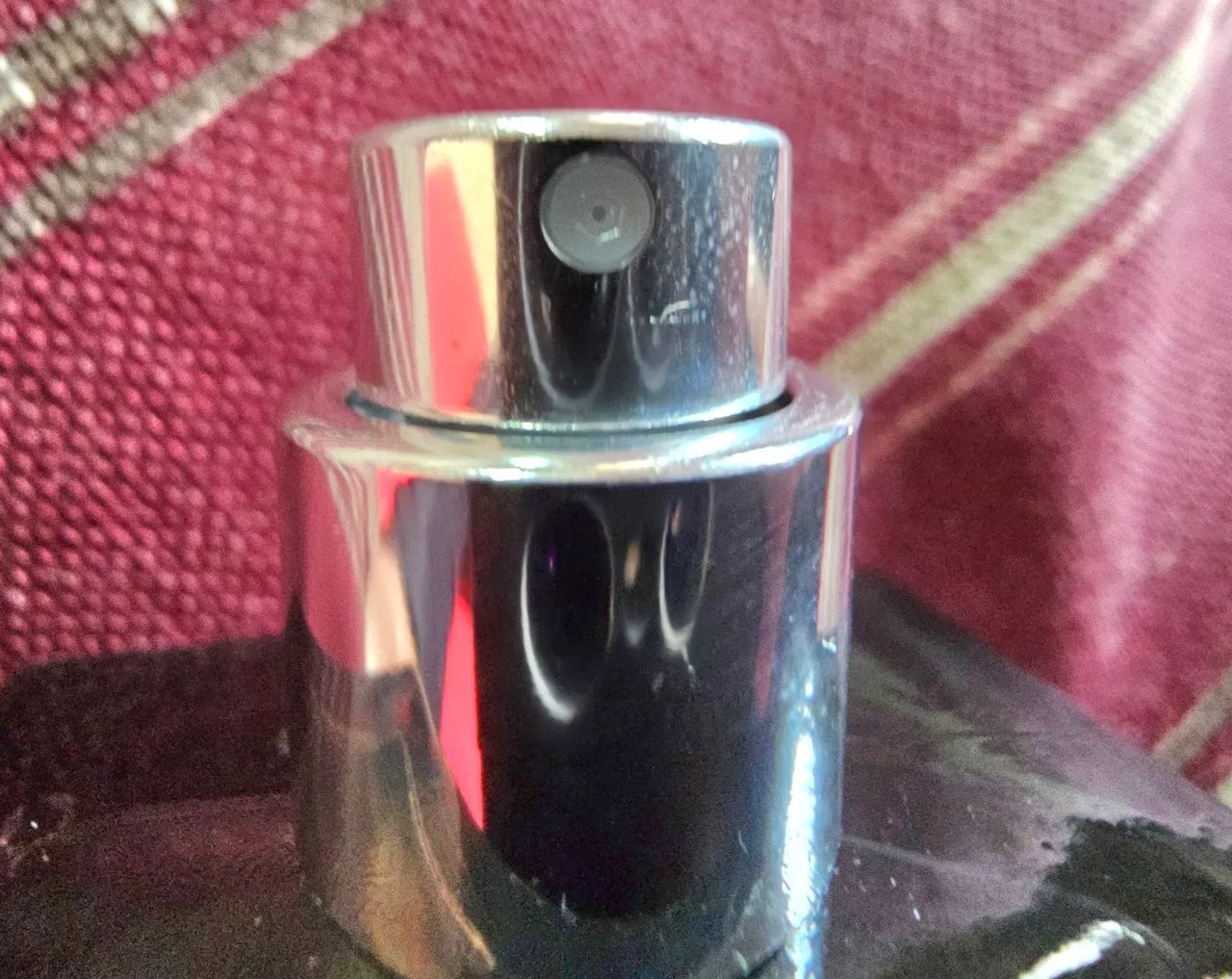 Perfume Tom Ford Oud Wood 100ml - Foto 2