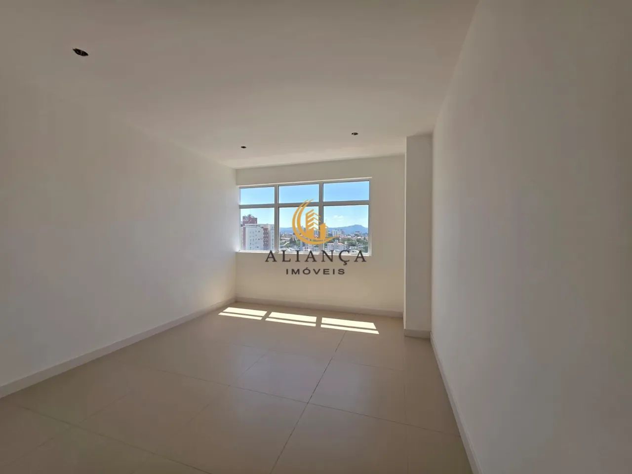 Sala Comercial em Estreito, Florianópolis/SC