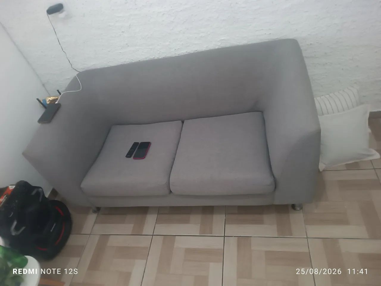 Sofa semi-novo, topp
