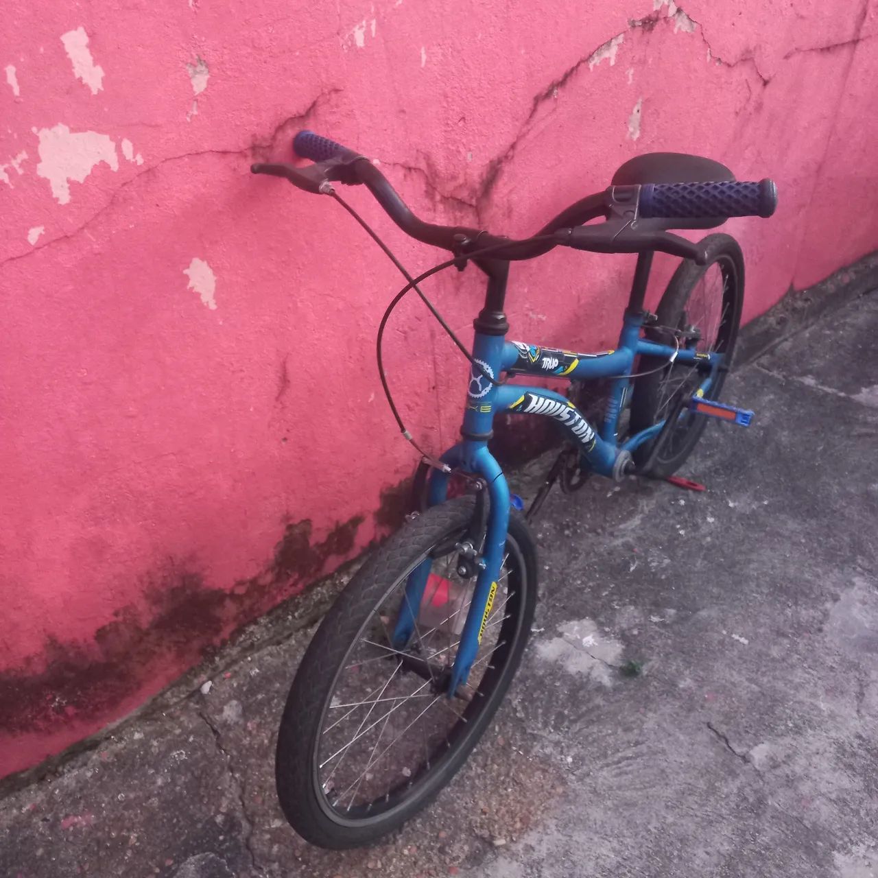 Vendo bicicleta aro 20 excelente só pegar e rodar