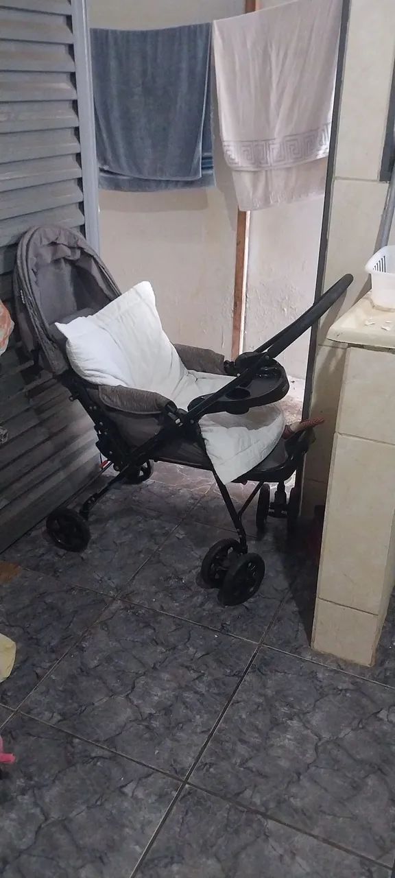 Carrinho de bebe reversível conservado  - Foto 2