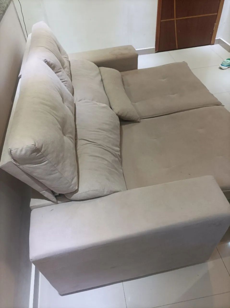 Sofa436600660348774402