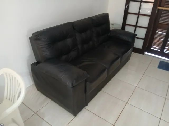 Sofá 3 lugares courino preto