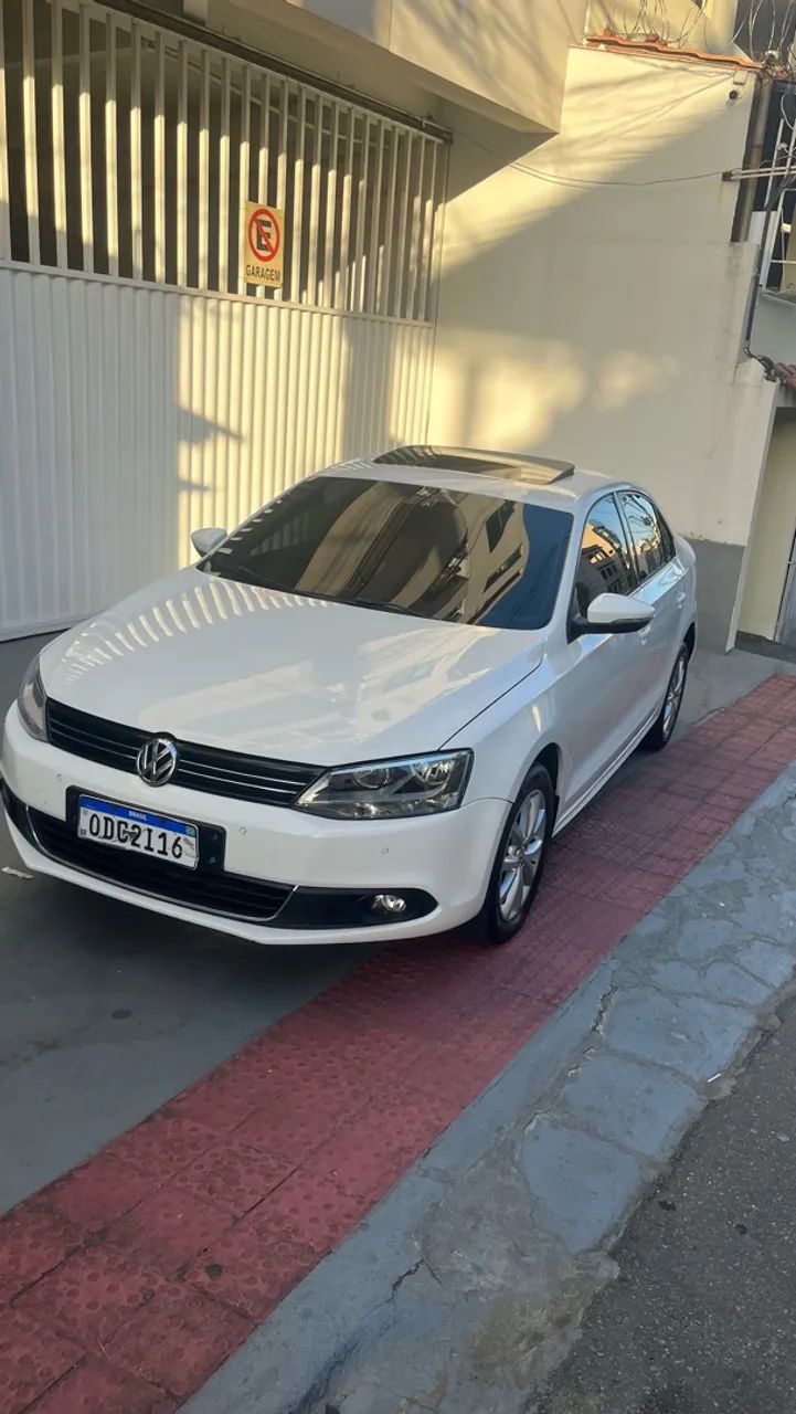 Volkswagen Jetta COMFORTLINE 2.0 8V FLEX 2012