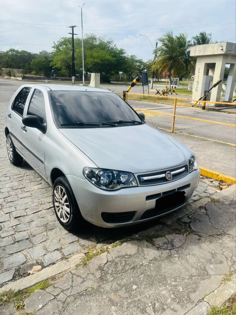 Fiat Palio Palio 1.0 ECONOMY Fire Flex 8V 4p 2014