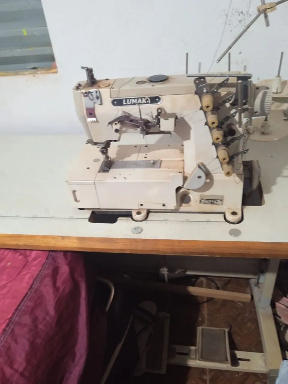 Máquina de costura Galoneira  - Foto 5
