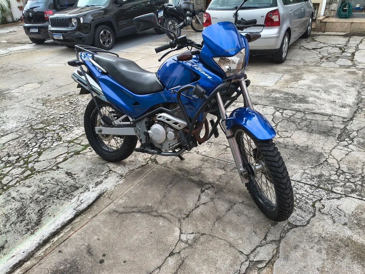 Falcon bem conservada