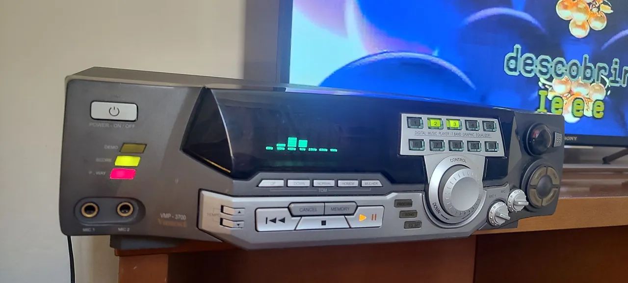 Videoke Raf 3700 c/ 5 cartuchos (+1000 Músicas) - Foto 2