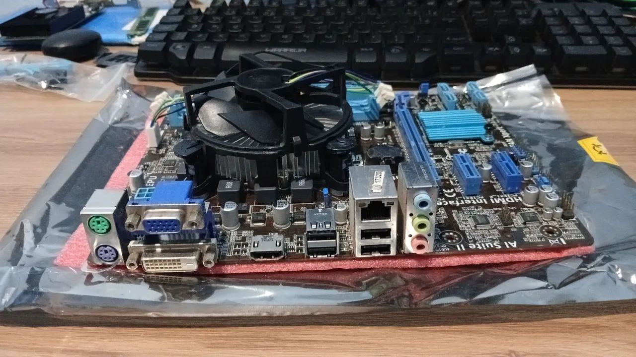 KIT I3+ PENTE 4GB +CABO SATA+COOLER CPU - Foto 3
