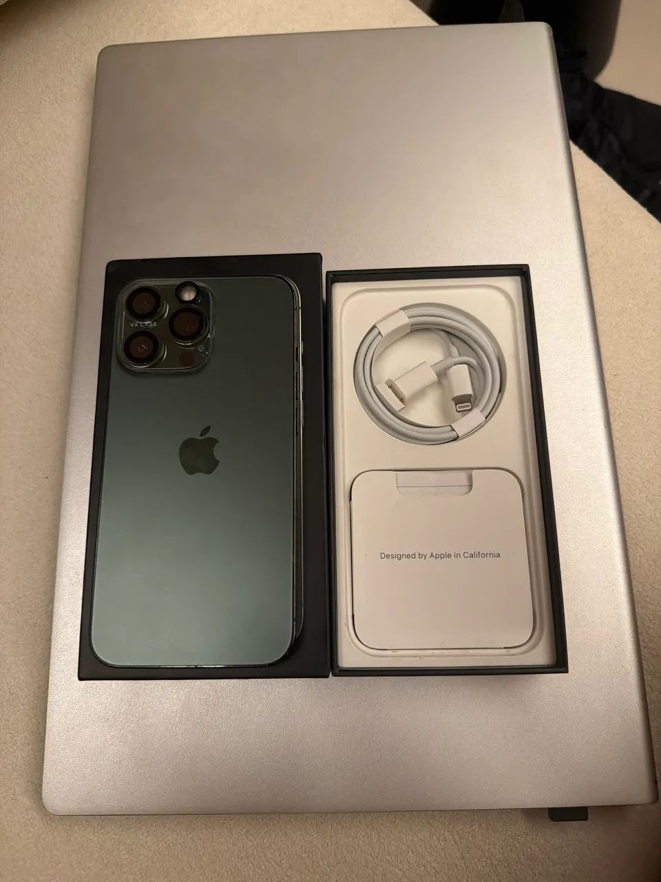 iPhone 13 Pro 512 de memória, na caixa com cabo original - Foto 2