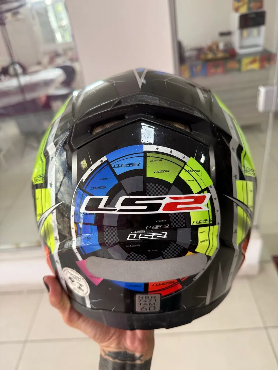 Capacete ls2 bem conservado - Foto 2