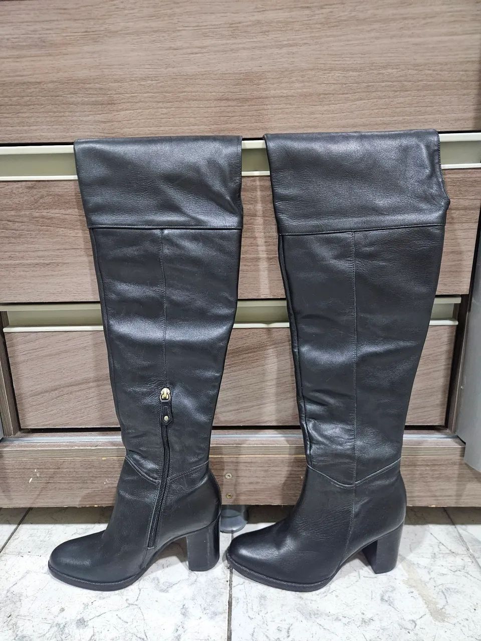 Vendo Bota em Couro Corello