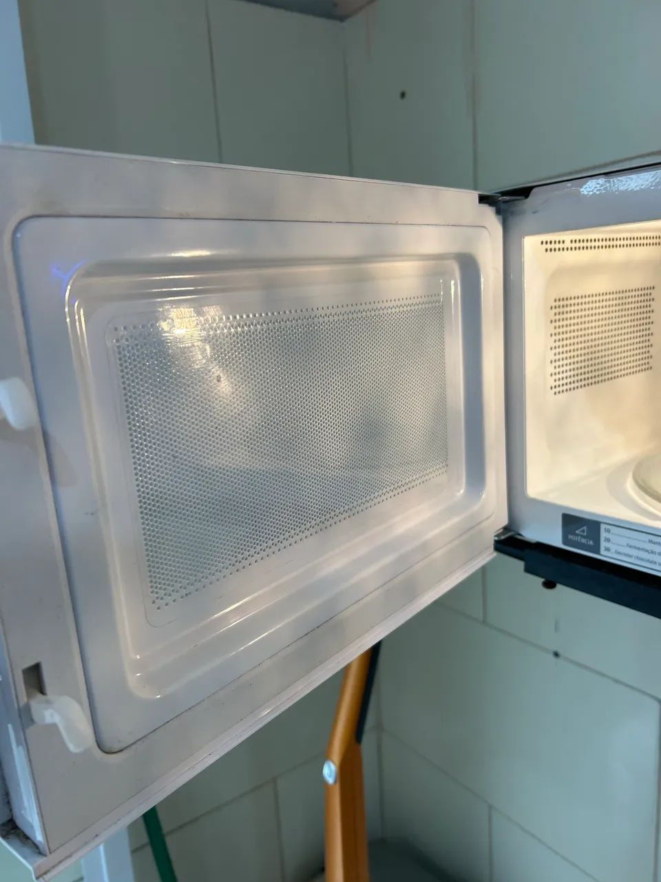 Microondas Electrolux 127v - Foto 3