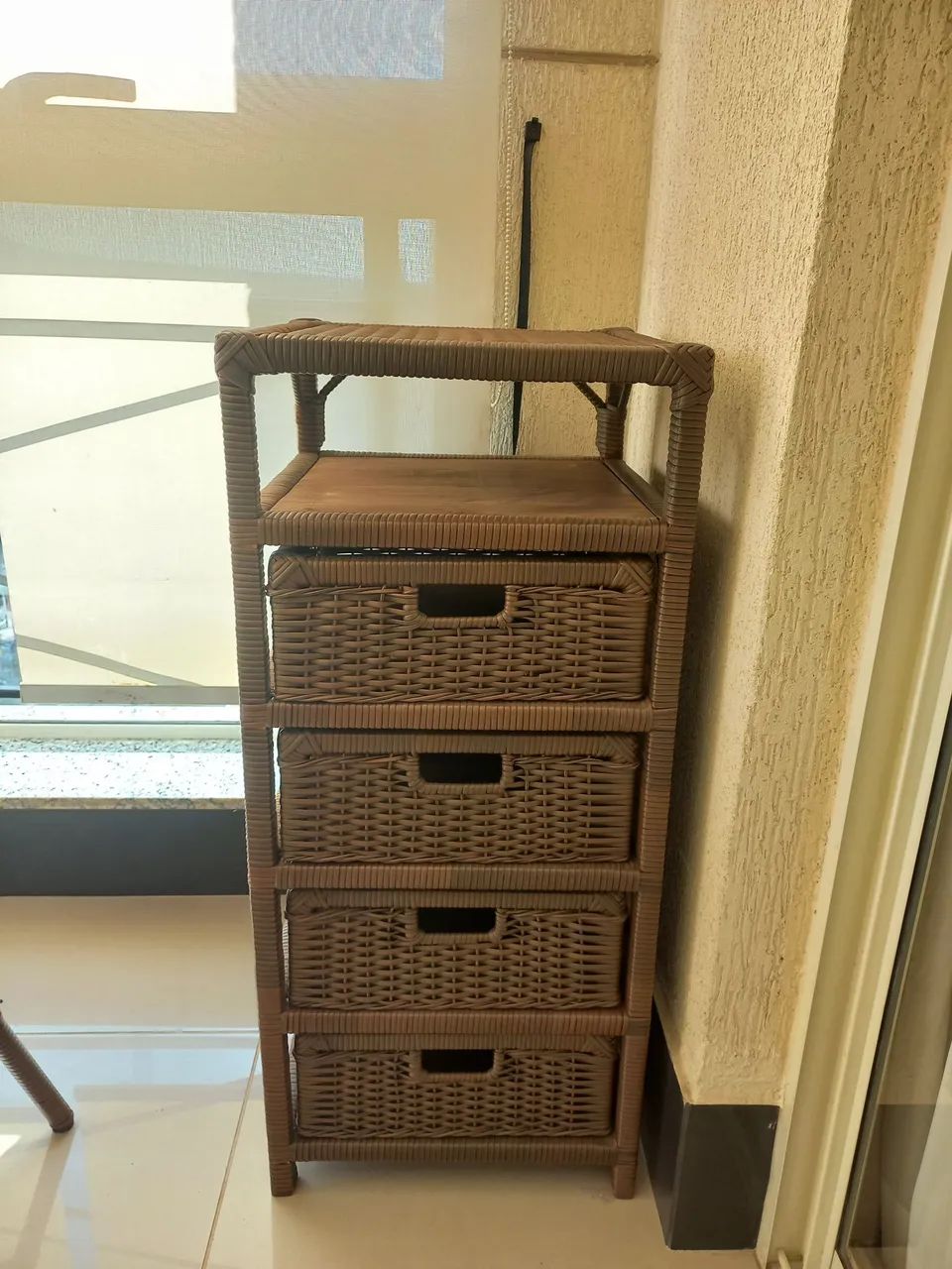 Mesa de vime com 4 cadeiras! - Foto 5
