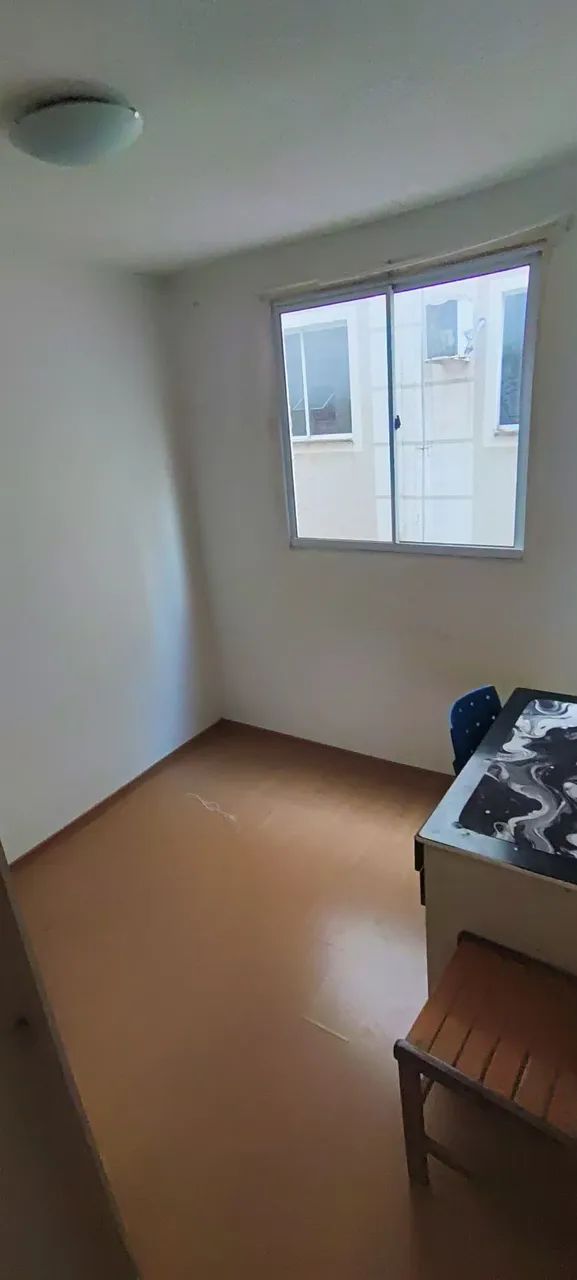 Quarto em apartamento R$750,00 + luz - Foto 3