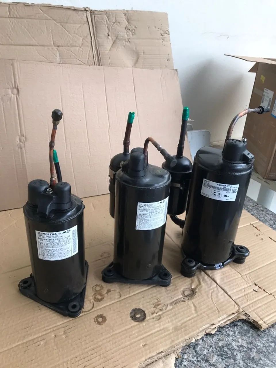 compressor 18.000 btus 220v rotativo  - Foto 3