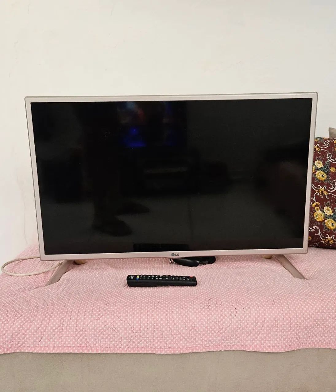Tv LG com avarias 