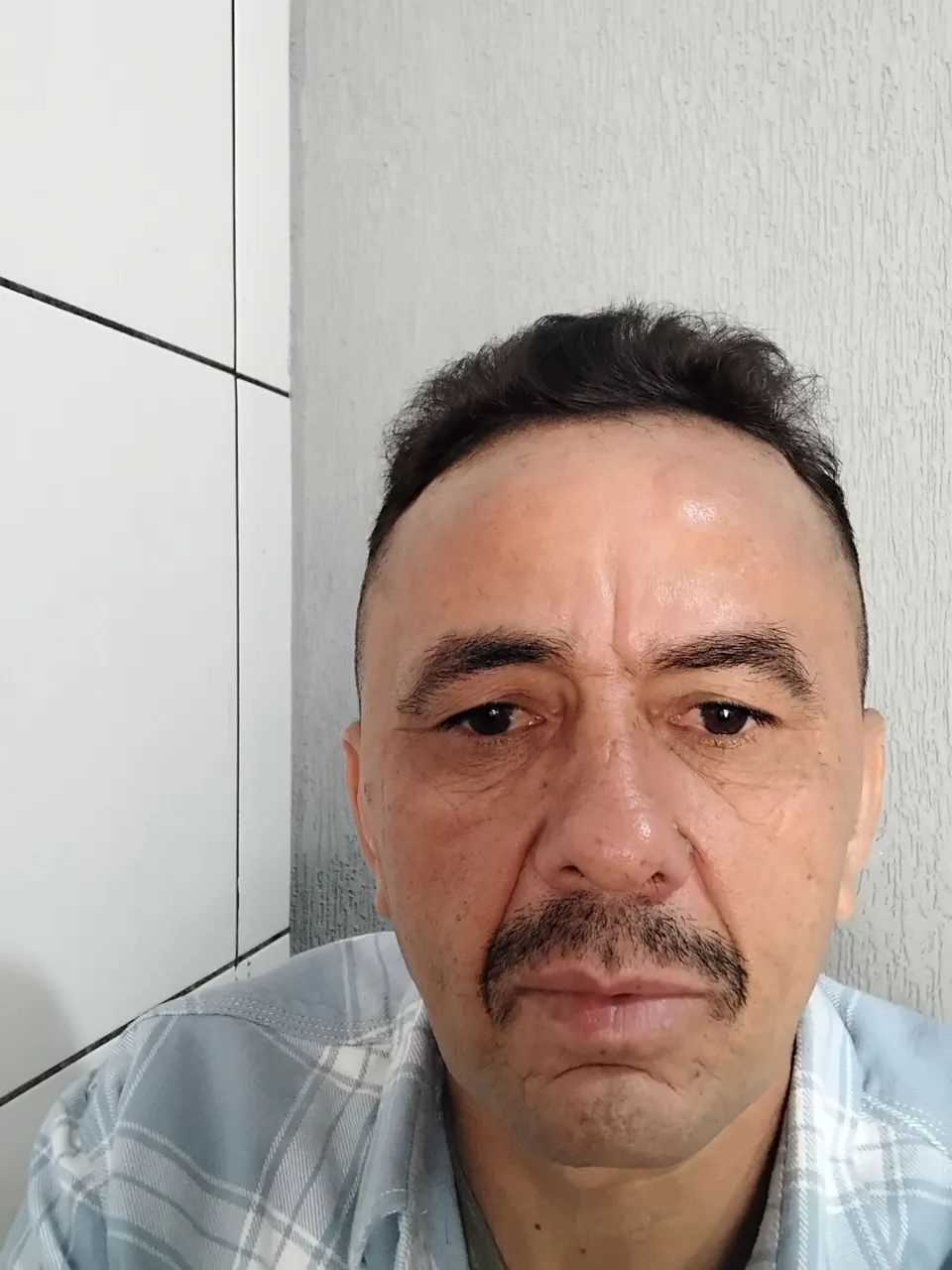 Pedreiro de acabamento disponível 19. * 