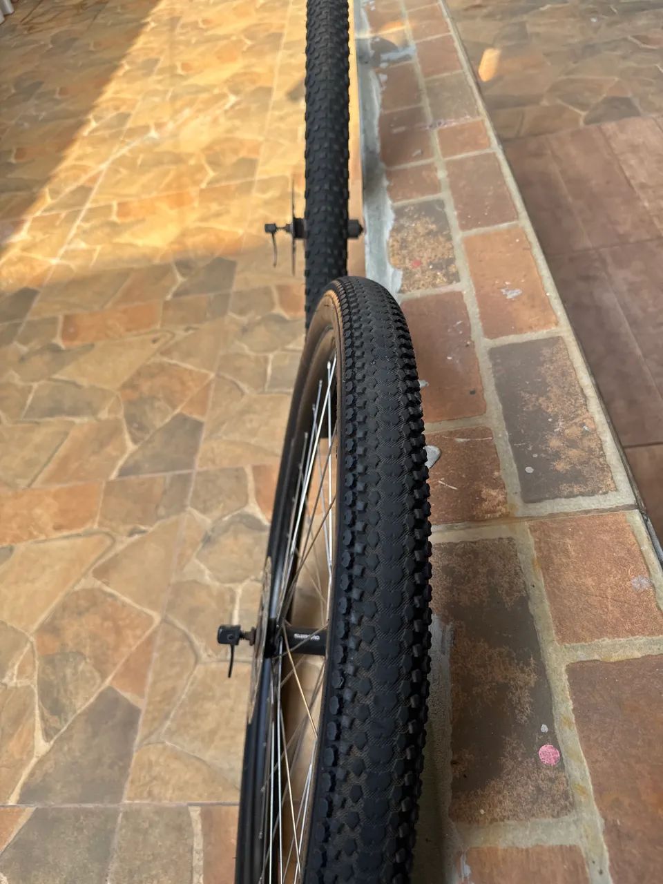 Rodas shimano aro 29 com pneus e discos - Foto 5