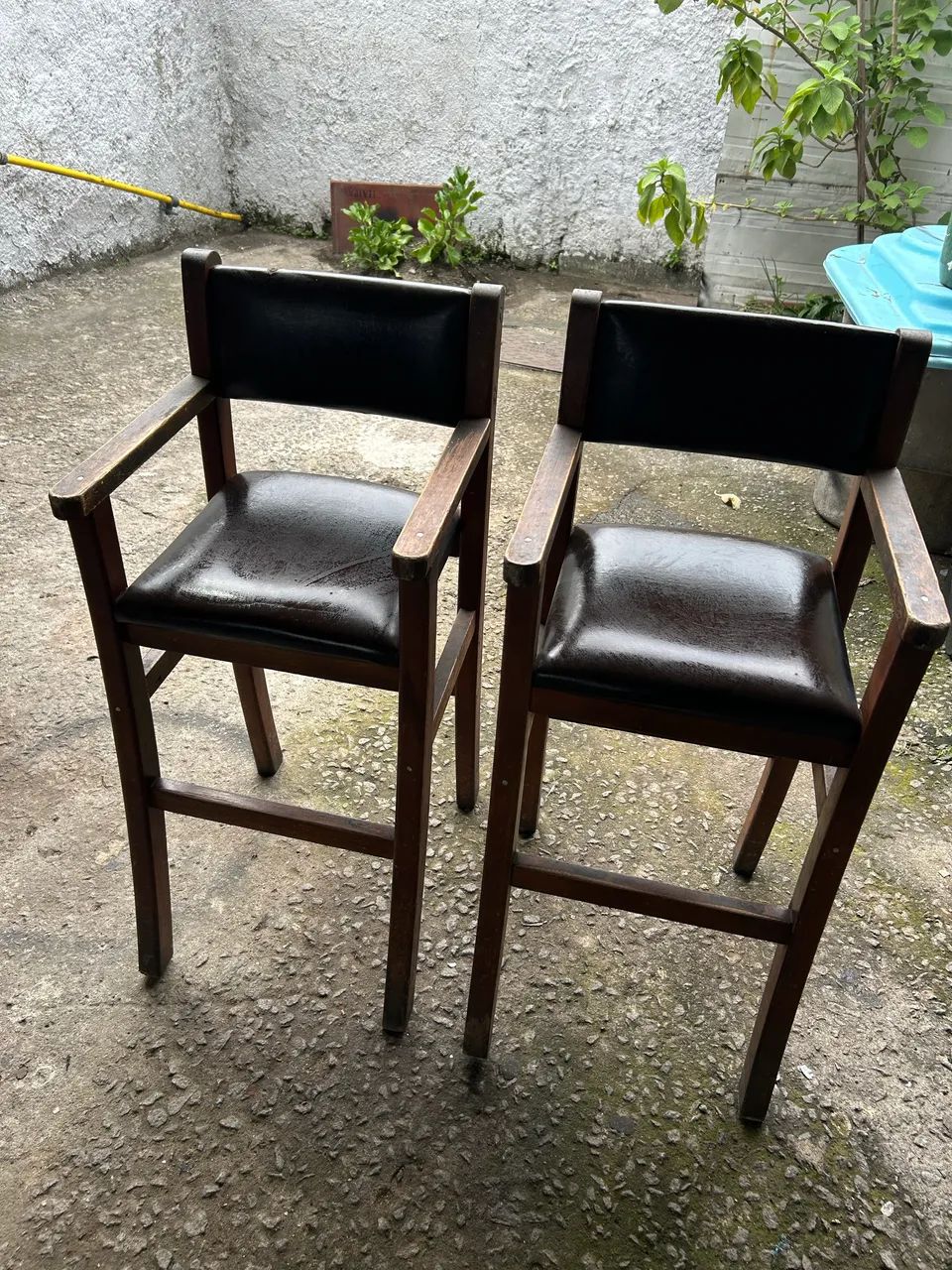 Cadeira infantil para restaurante 