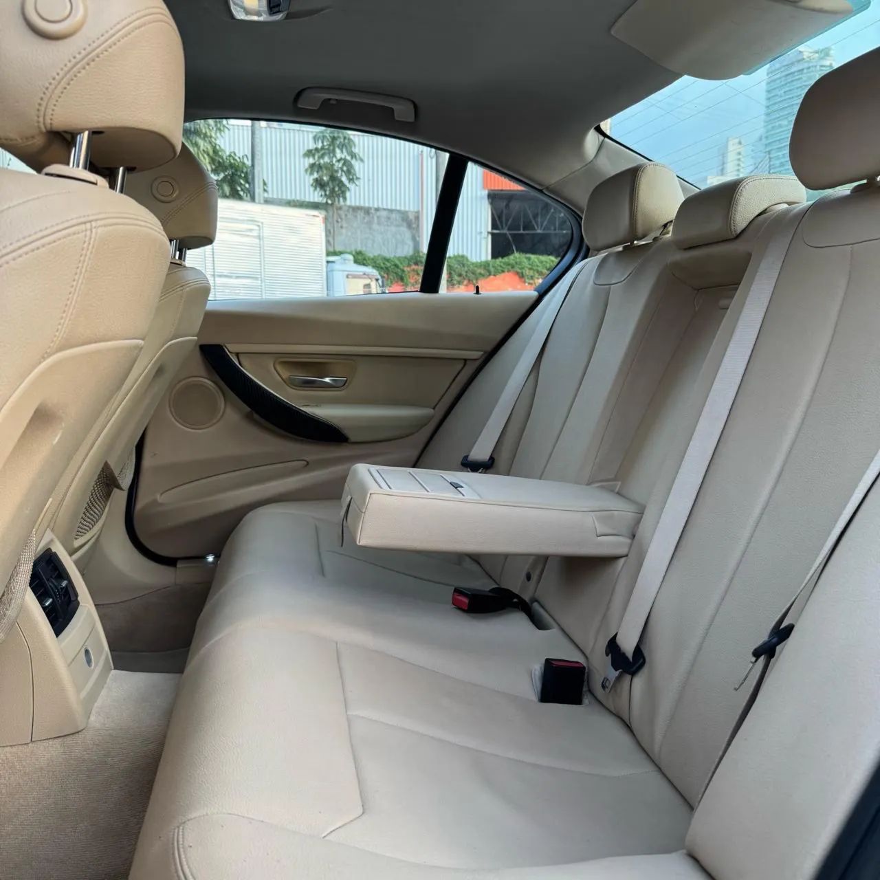 BMW 320I 2015