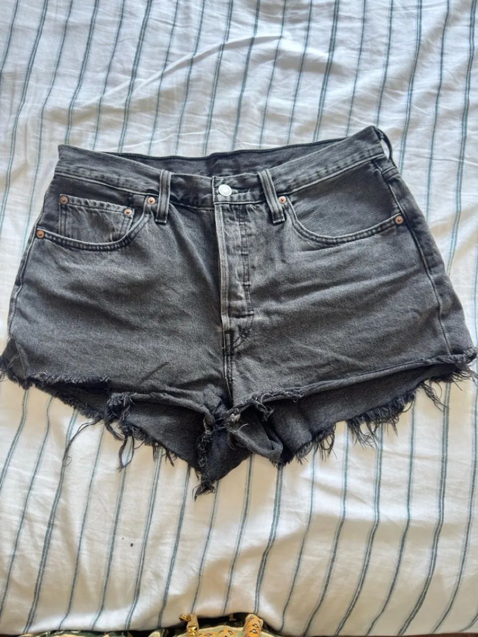 Short Levis destroyed - Foto 4